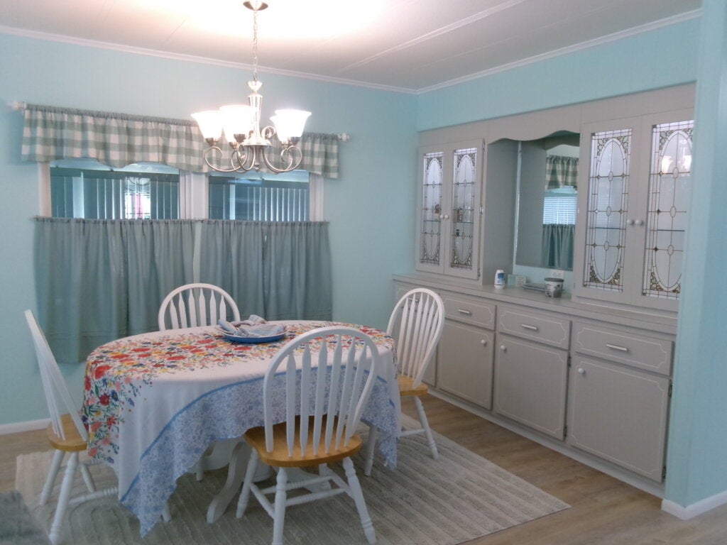 32 Bear Den Path