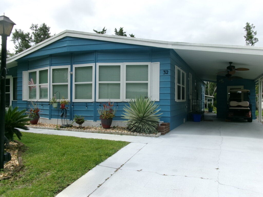 32 Bear Den Path