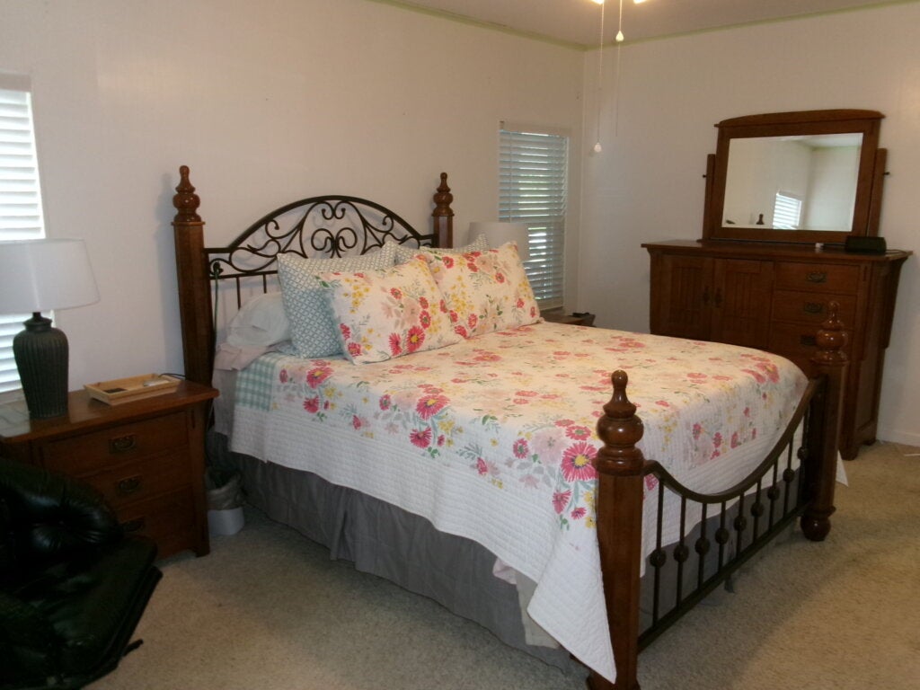 32 Bear Den Path