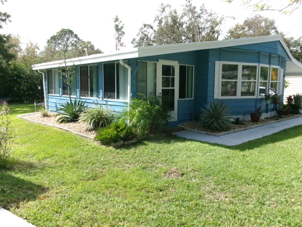 32 Bear Den Path