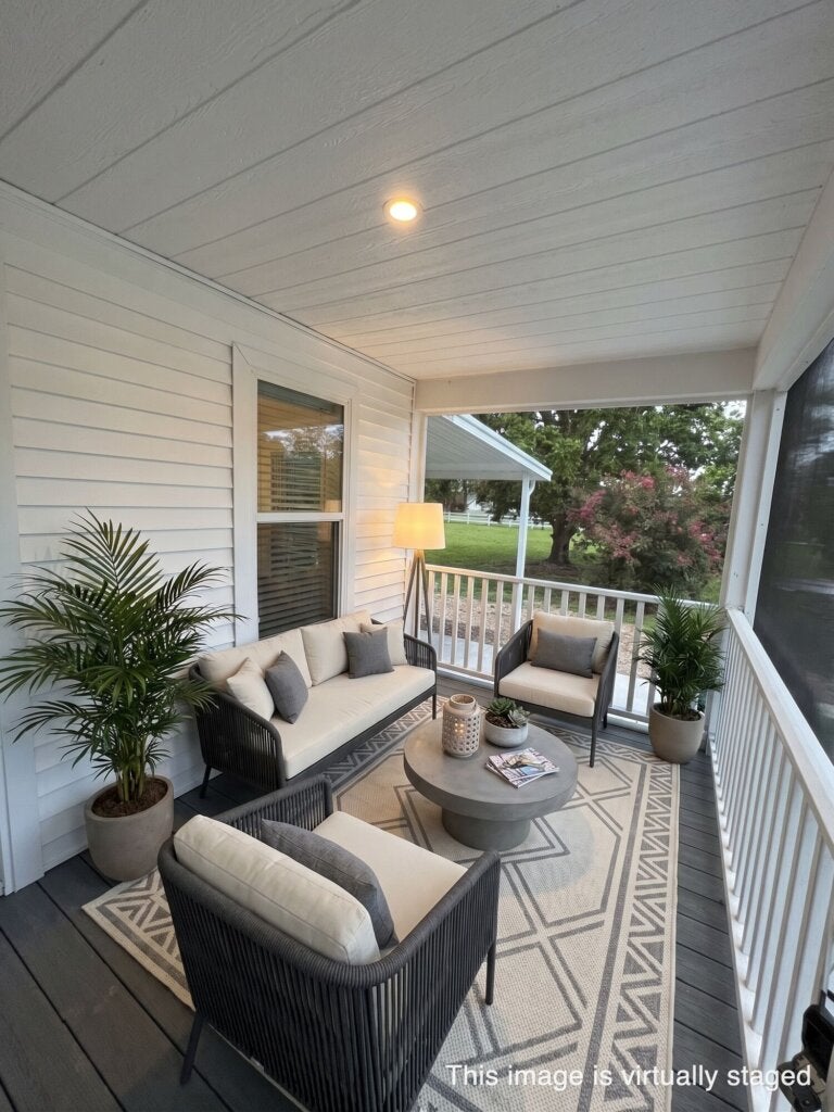 3298 Country Lane