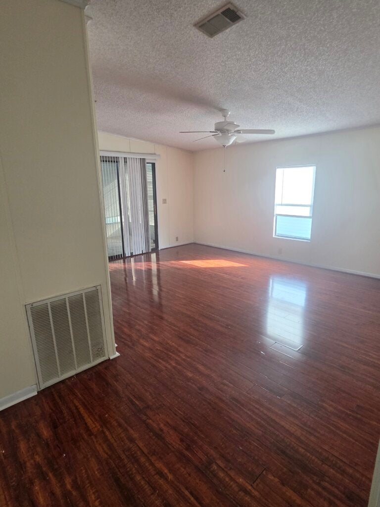 33305 Dockside Lane