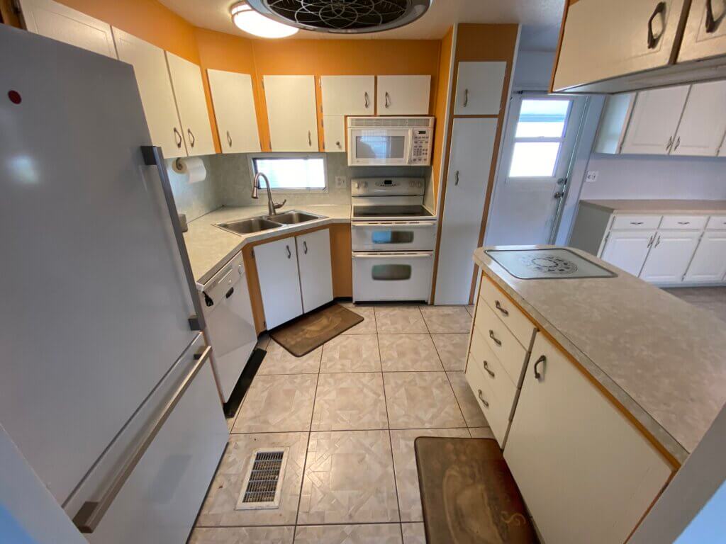 39248 US HWY 19N #133