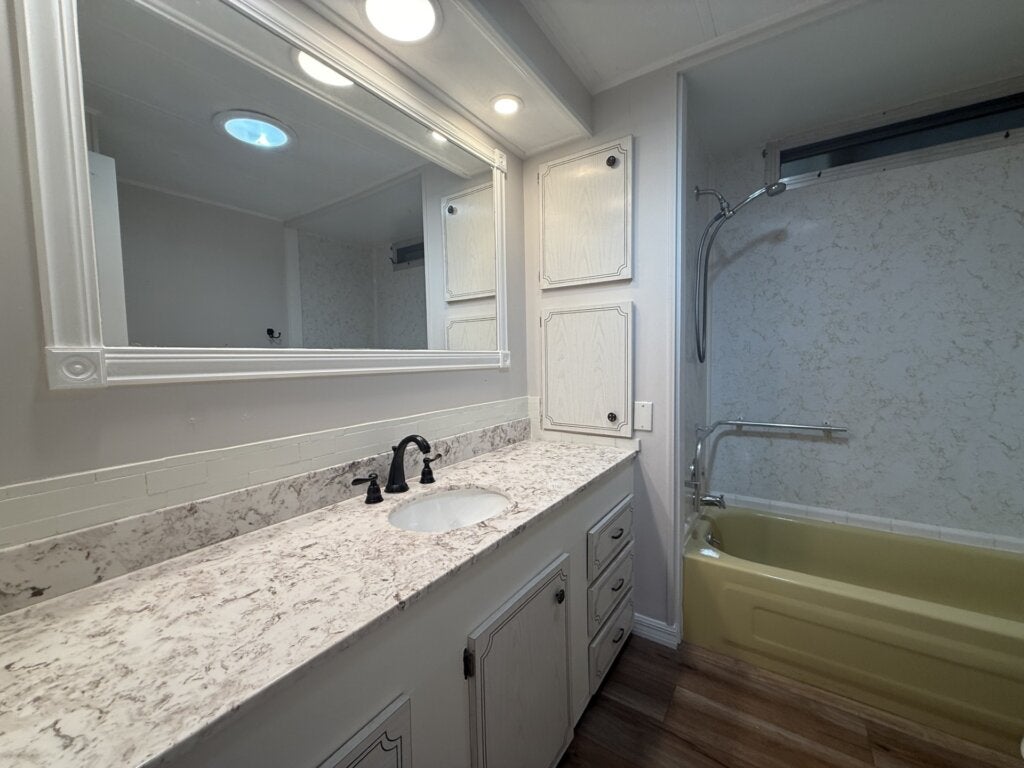 39248 US HWY 19N #245