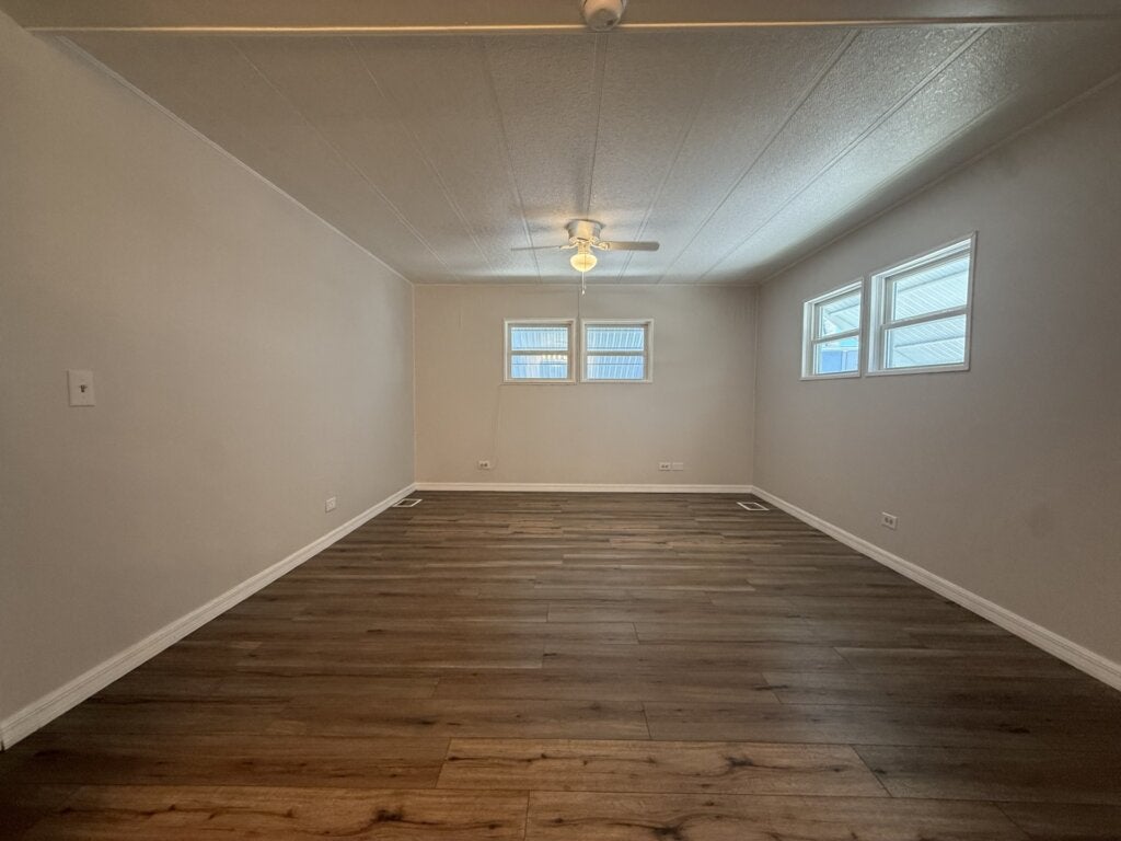 39248 US HWY 19N #245