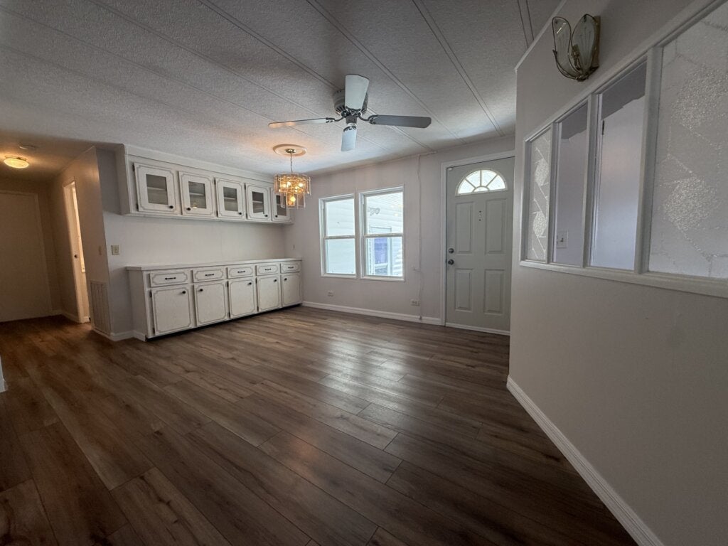 39248 US HWY 19N #245