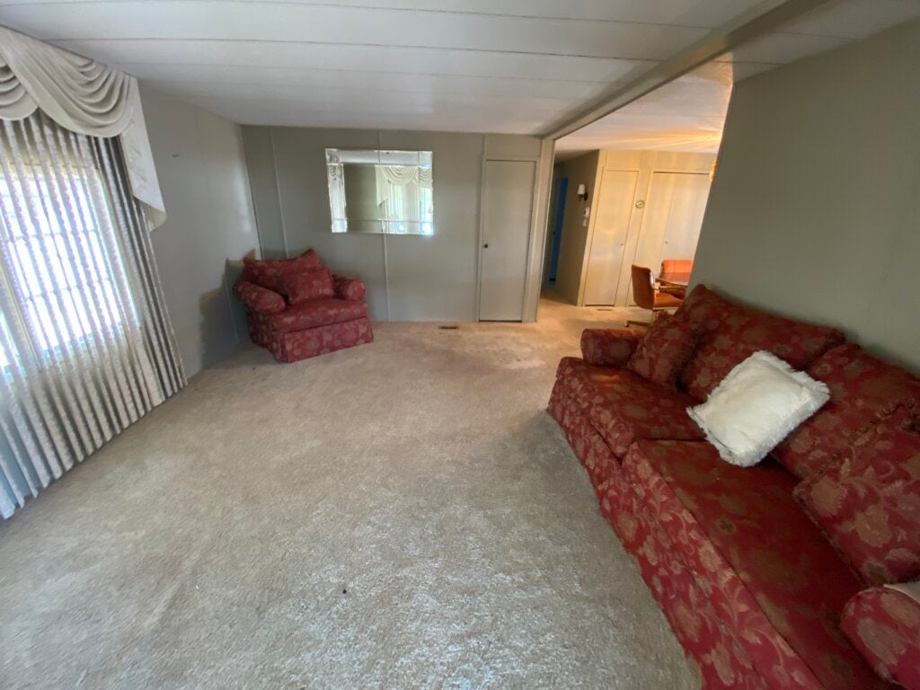 39248 US HWY 19N #288