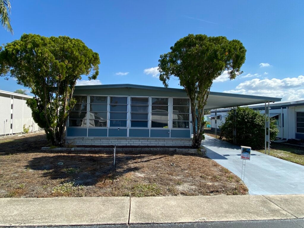 39248 US HWY 19N  #288