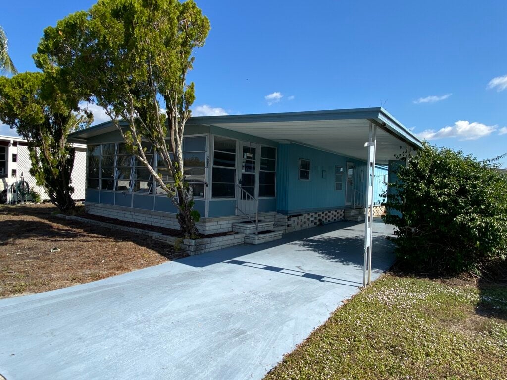 39248 US HWY 19N  #288