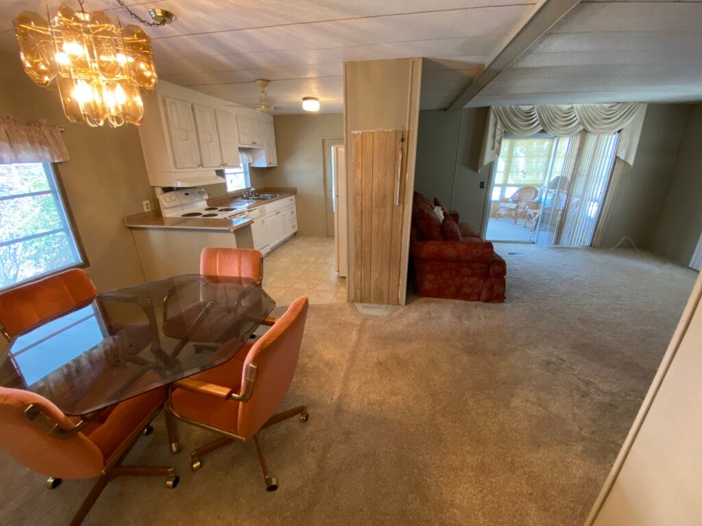 39248 US HWY 19N #288