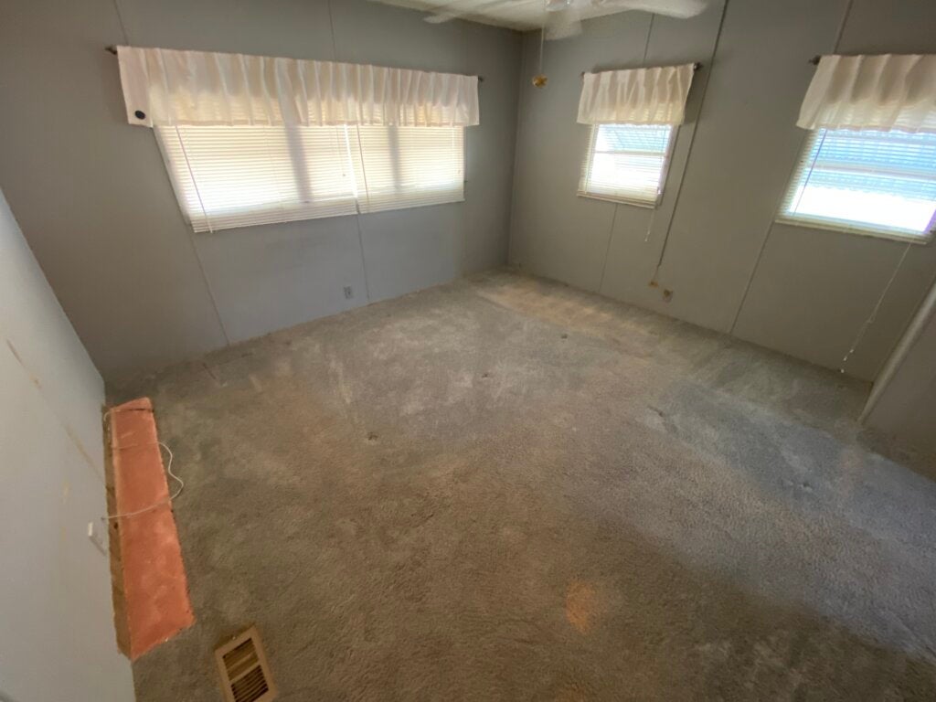 39248 US HWY 19N #288