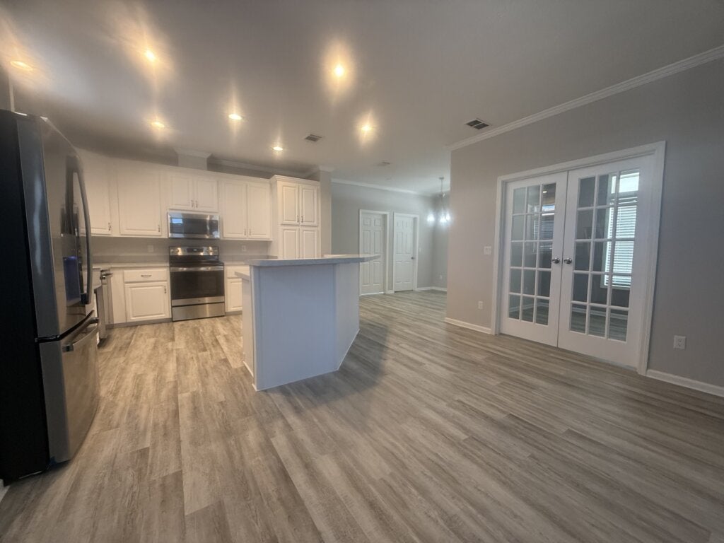 39248 US HWY 19N  #290