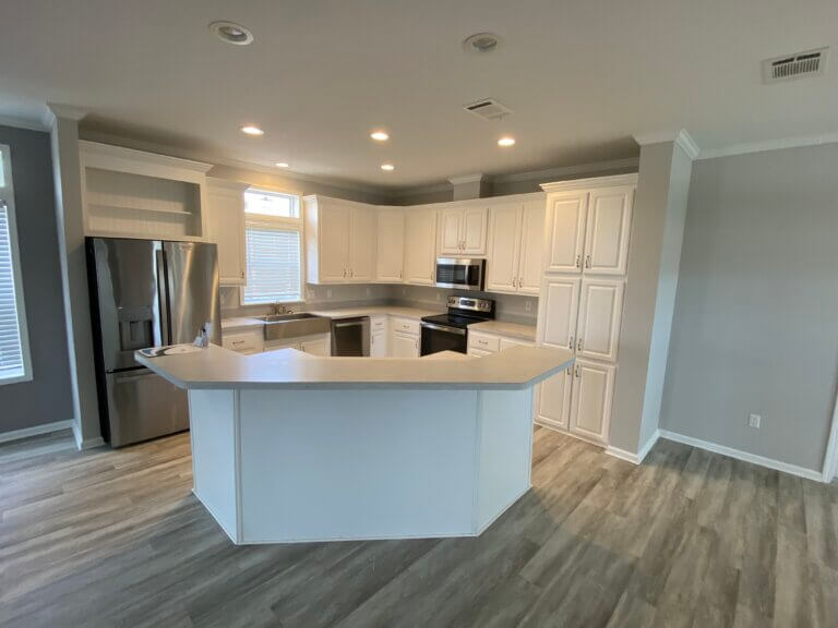 39248 US HWY 19N #290