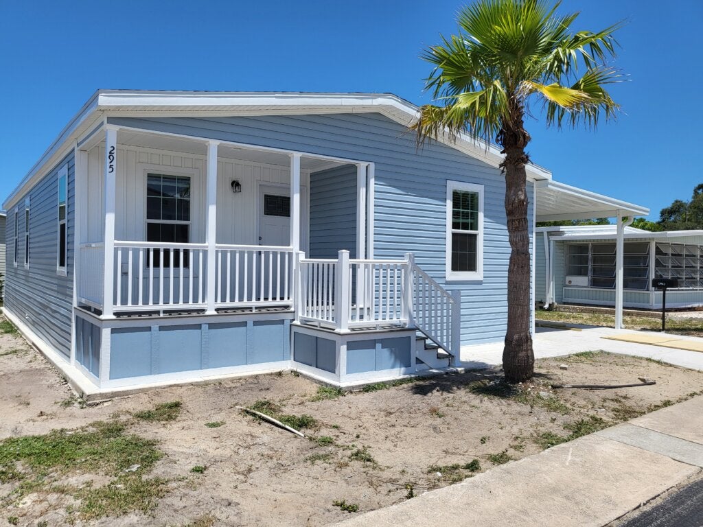 39248 US HWY 19N #295