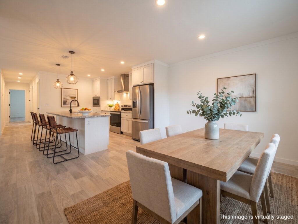 39248 US HWY 19N #295