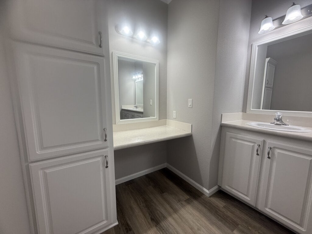 39248 US HWY 19N #297