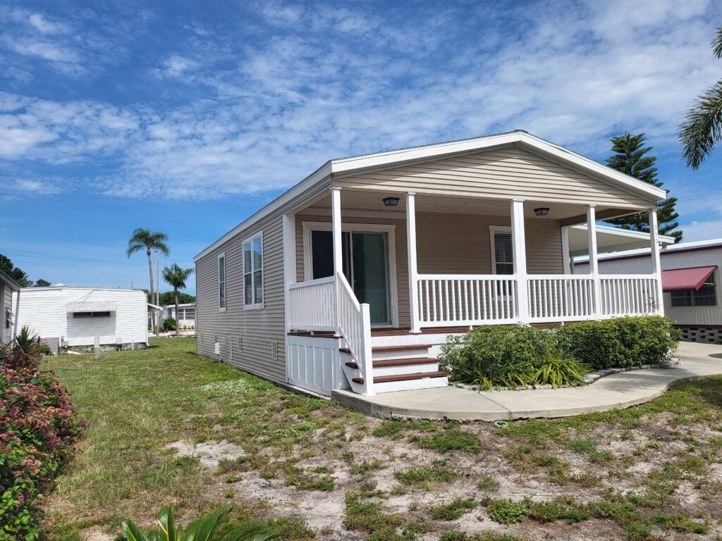 39248 US HWY 19N #350