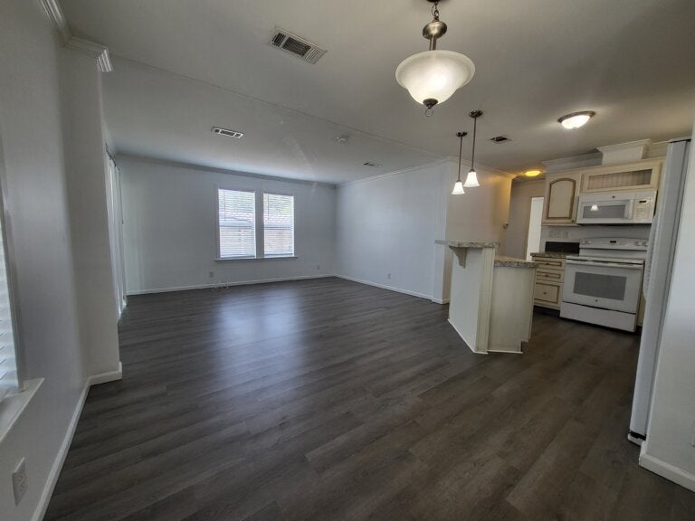 39248 US HWY 19N #350