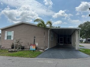 402 Silver Streak Ln