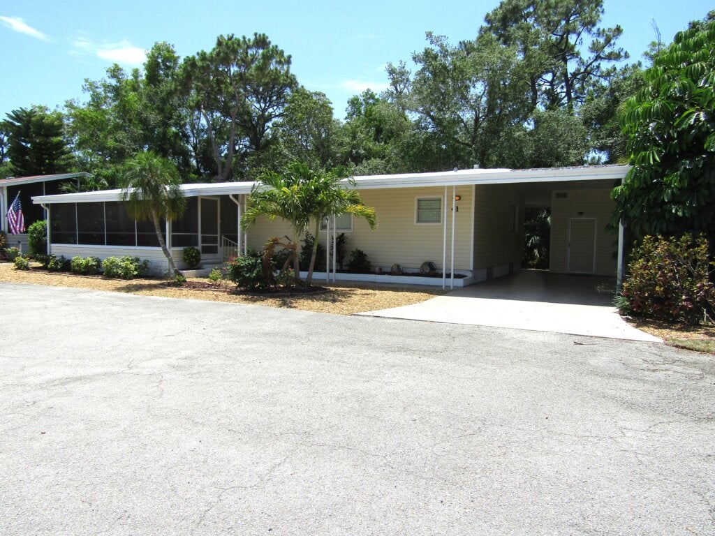 41 Impala Court