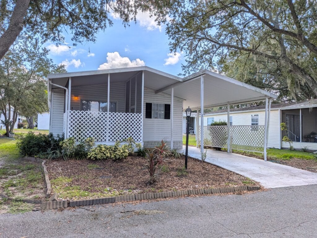 413 Klickety Klak Ln