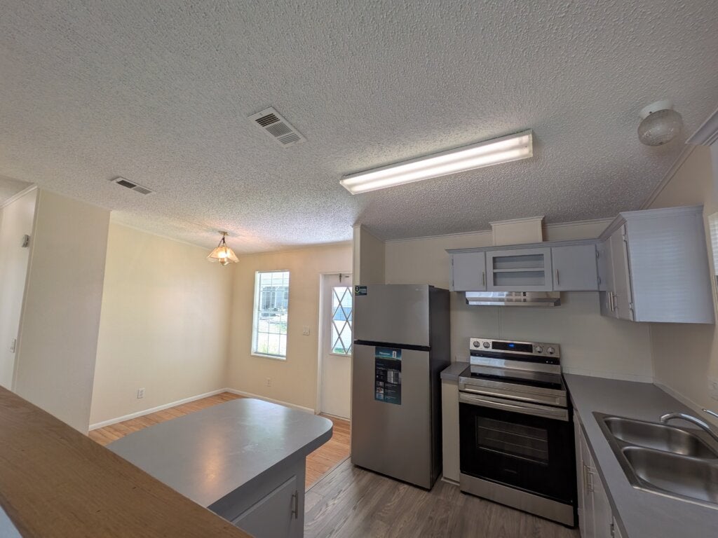 413 Klickety Klak Ln