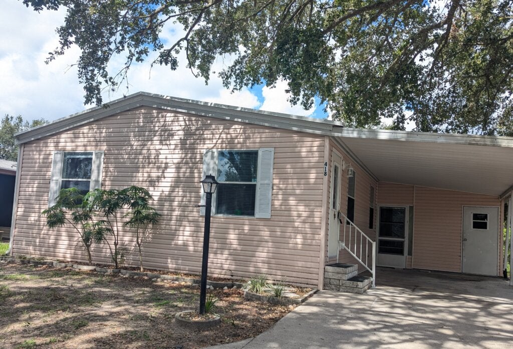 418 Choo Choo Ln