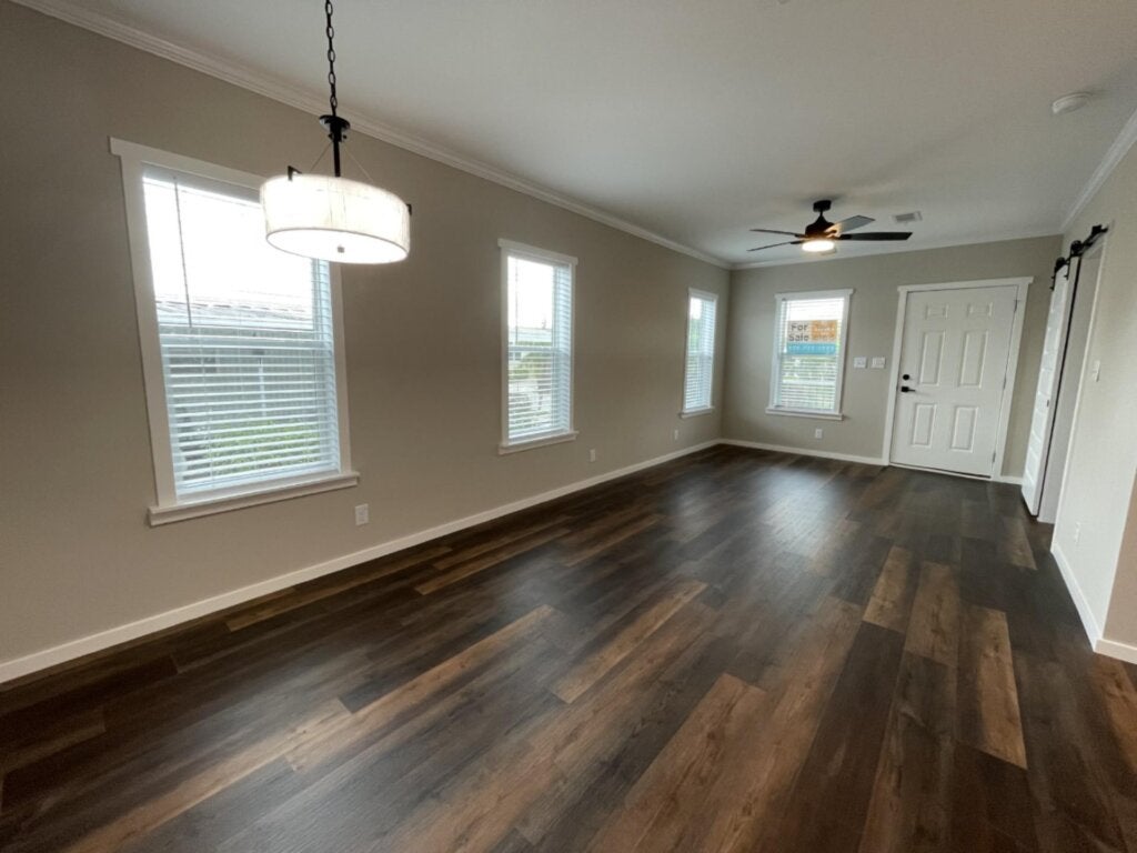 43 Jurua Court