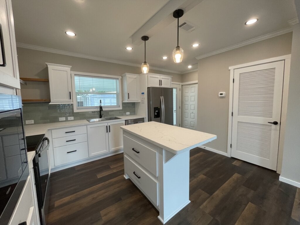 43 Jurua Court