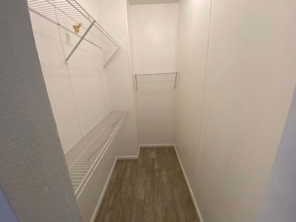 435 Cary Lane