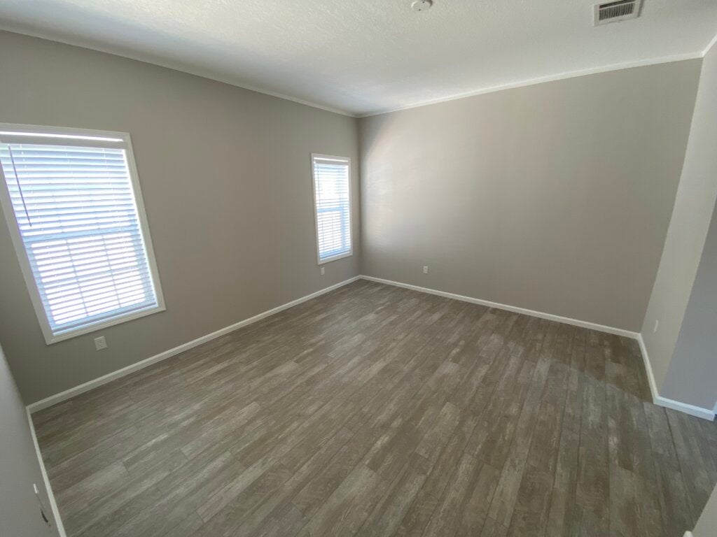 435 Cary Lane