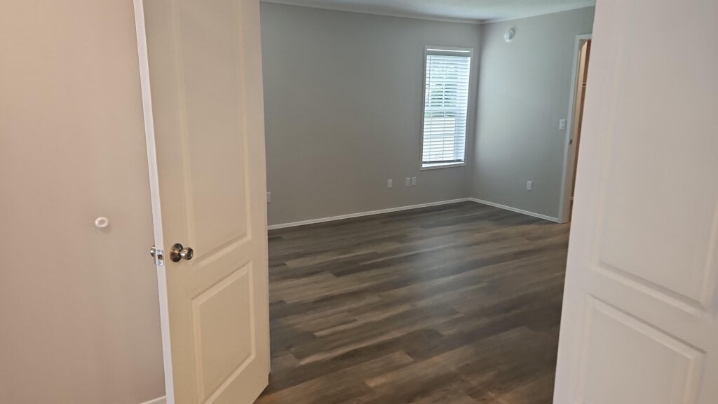 450 Cary Lane