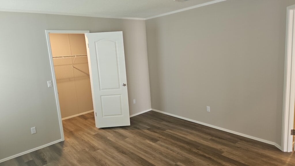 450 Cary Lane