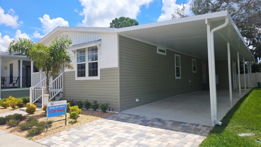 450 Cary Lane