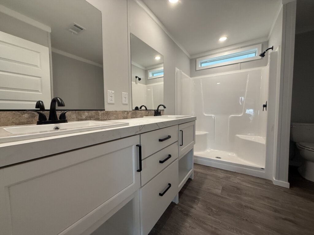 452 Cary Lane