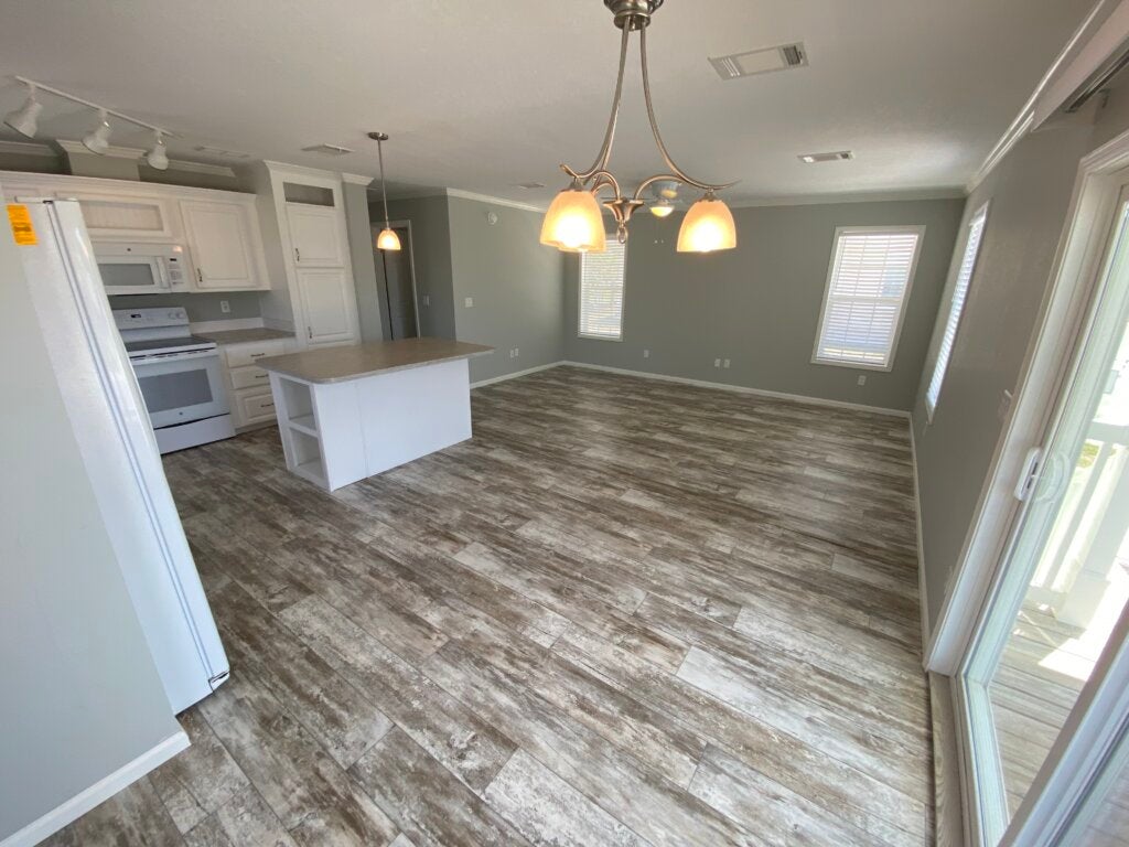 471 Cary Lane