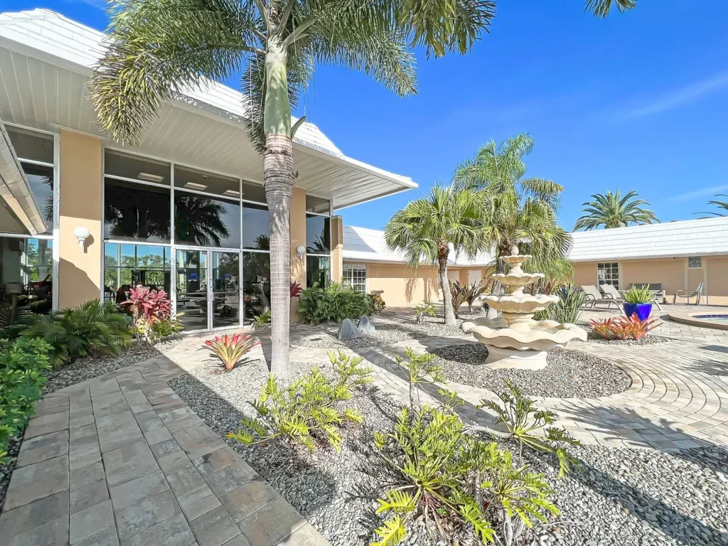 5 Vinata Court