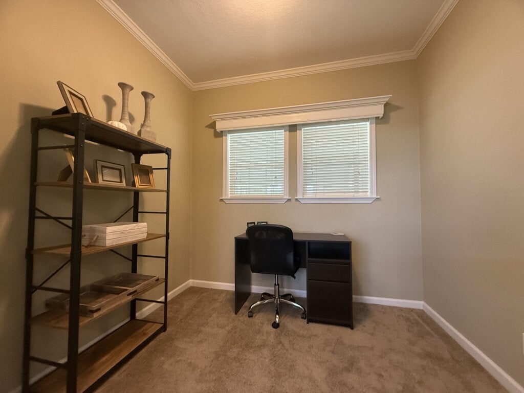 5274 Camelot Drive E