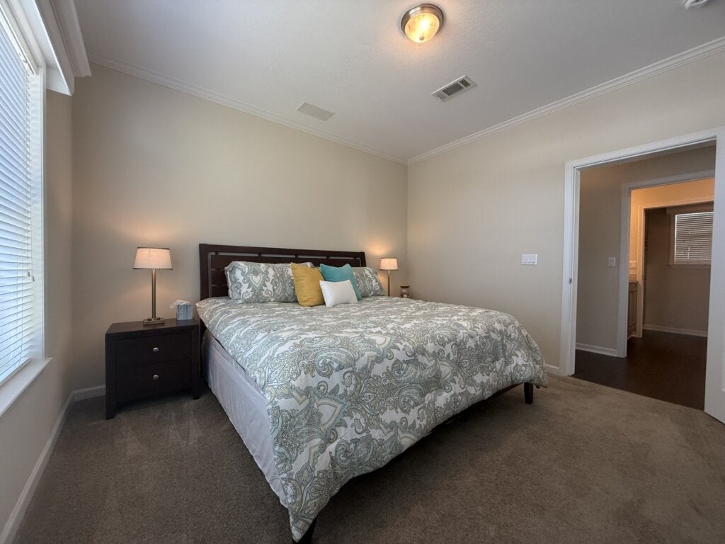 5274 Camelot Drive E