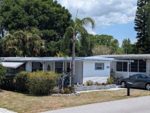 53 Lone Pine Avenue