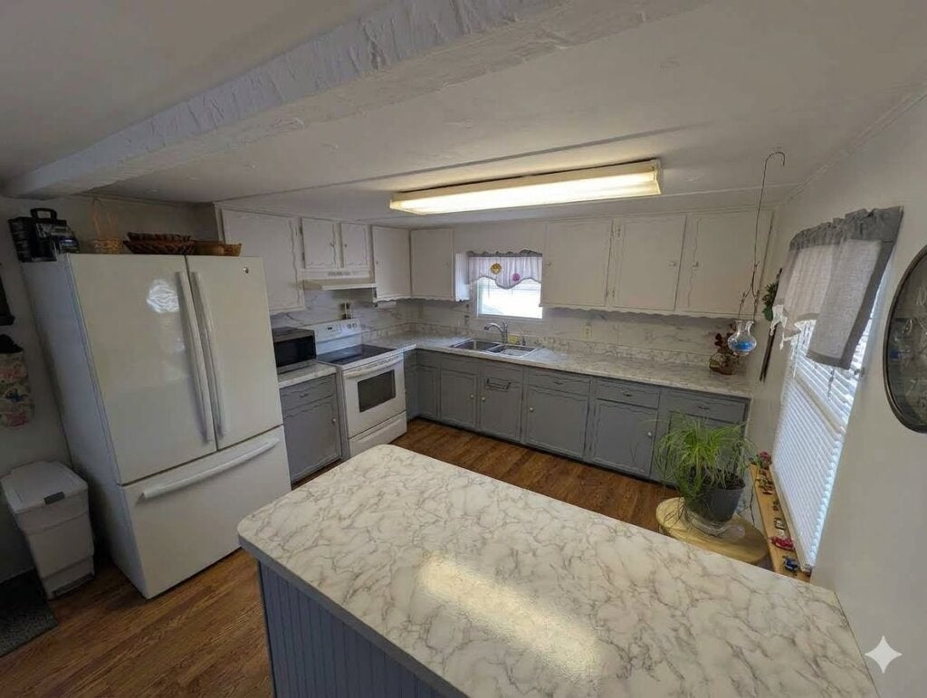 53 Lone Pine Avenue
