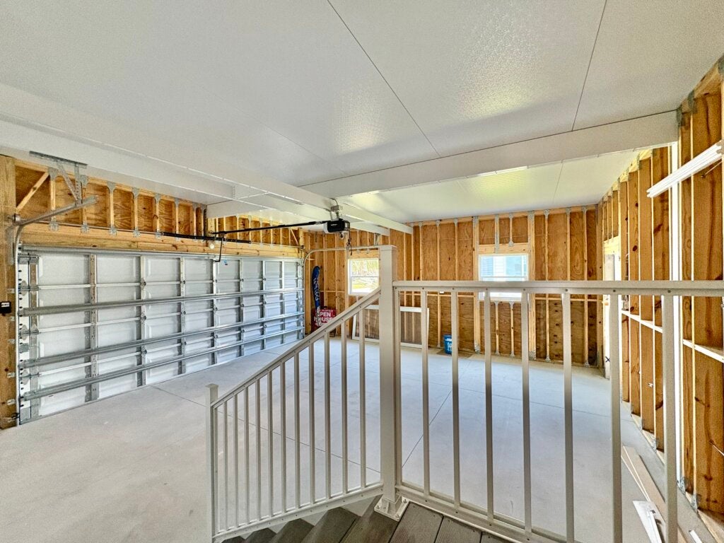 5400 Halifax Drive