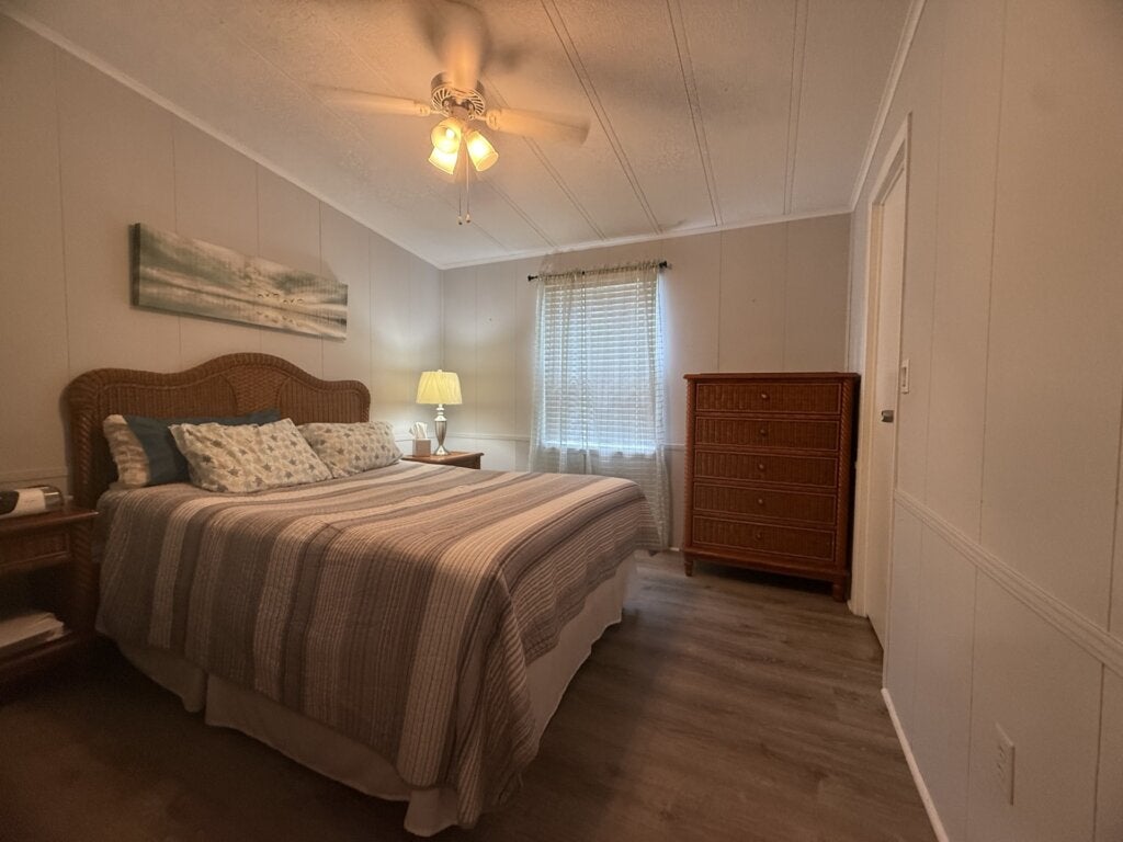 5423 Sussex Lane