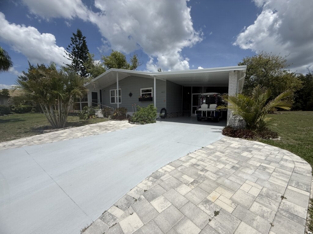 5423 Sussex Lane