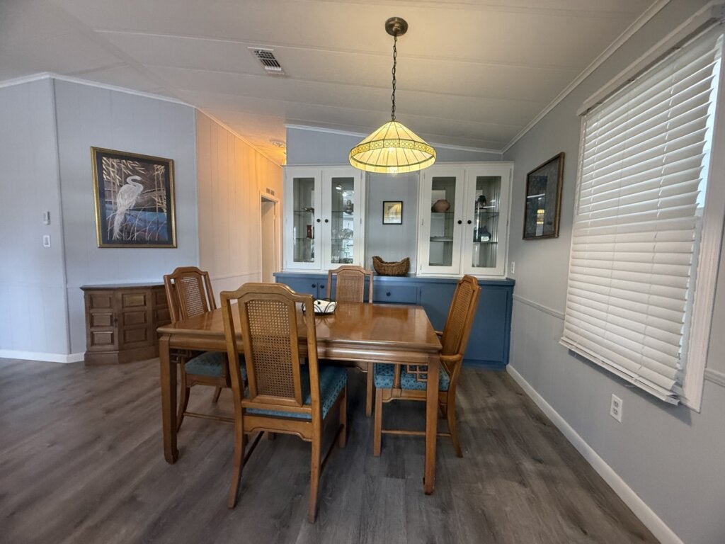 5423 Sussex Lane