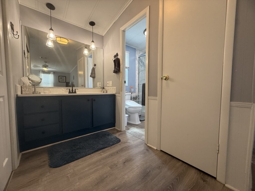 5423 Sussex Lane