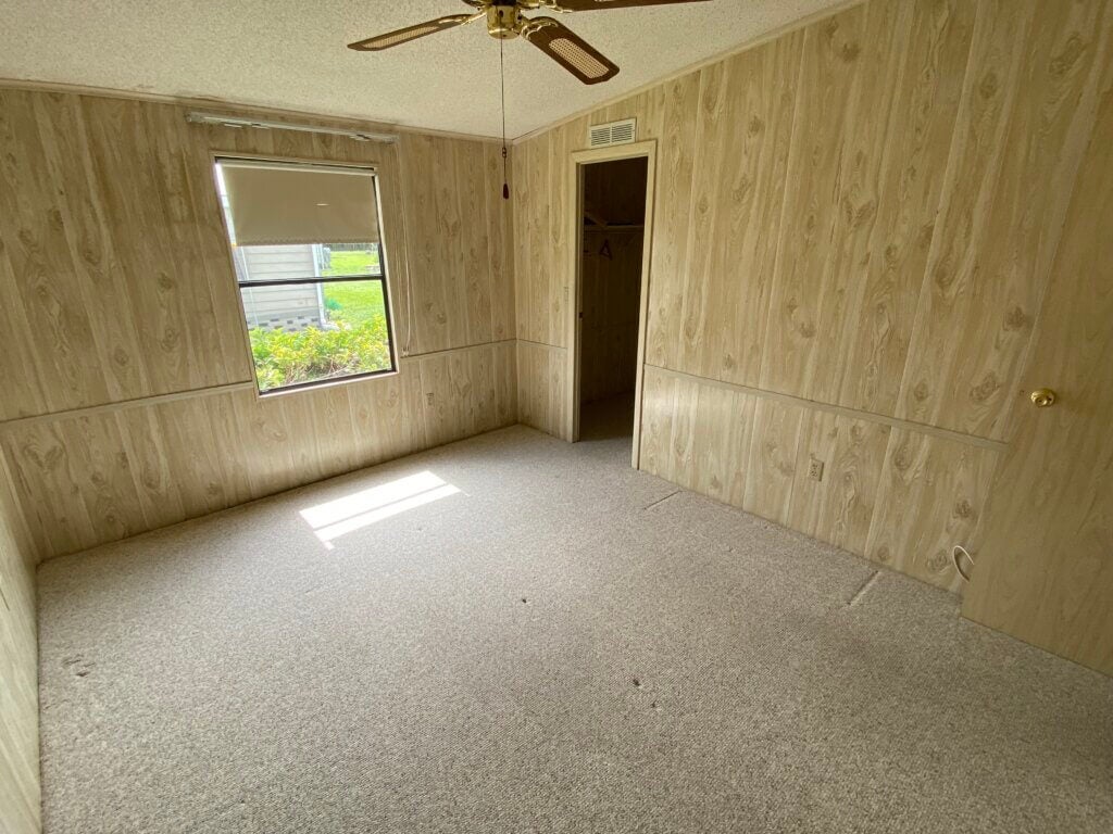 5435 Sussex Lane