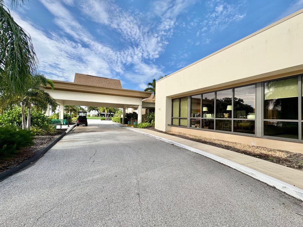 5438 Whitehaven Lane