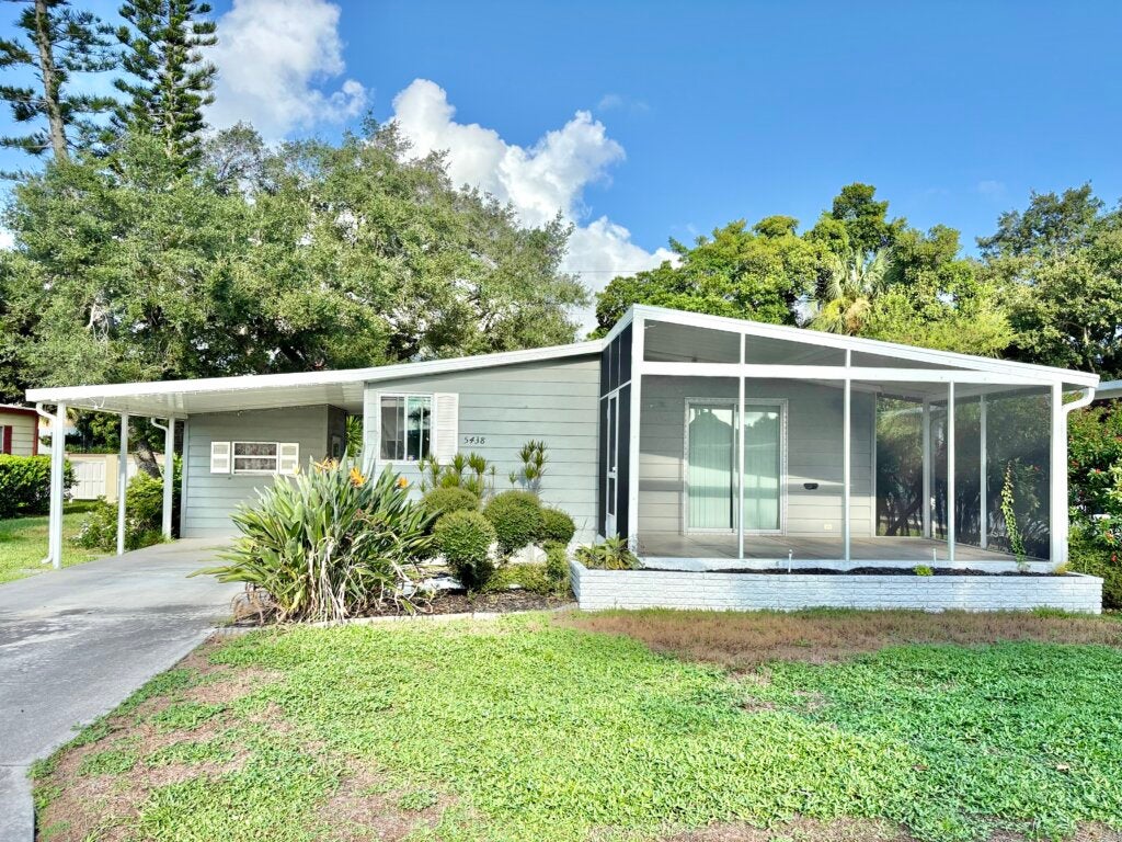 5438 Whitehaven Lane