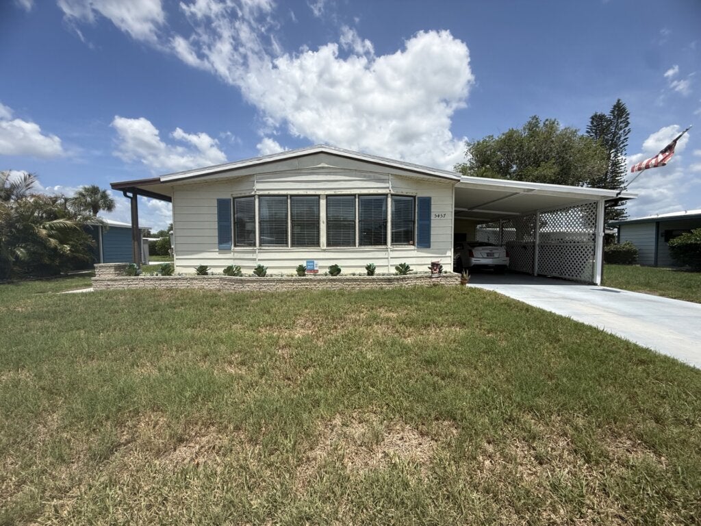 5457 Stonehaven Lane